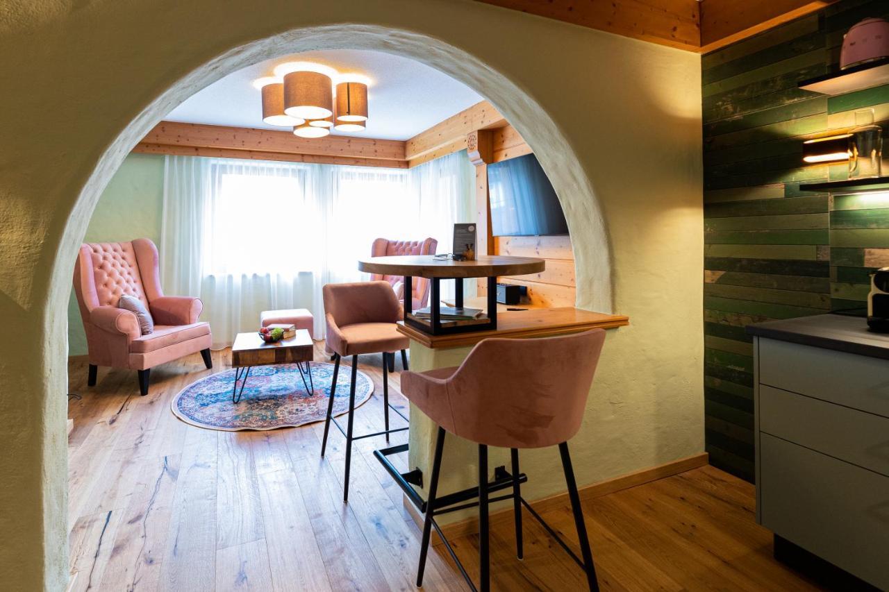 Lechlife Travelhouse Aparthotel Reutte Ngoại thất bức ảnh