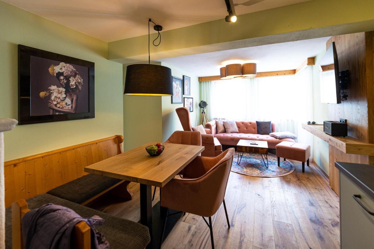 Lechlife Travelhouse Aparthotel Reutte Ngoại thất bức ảnh