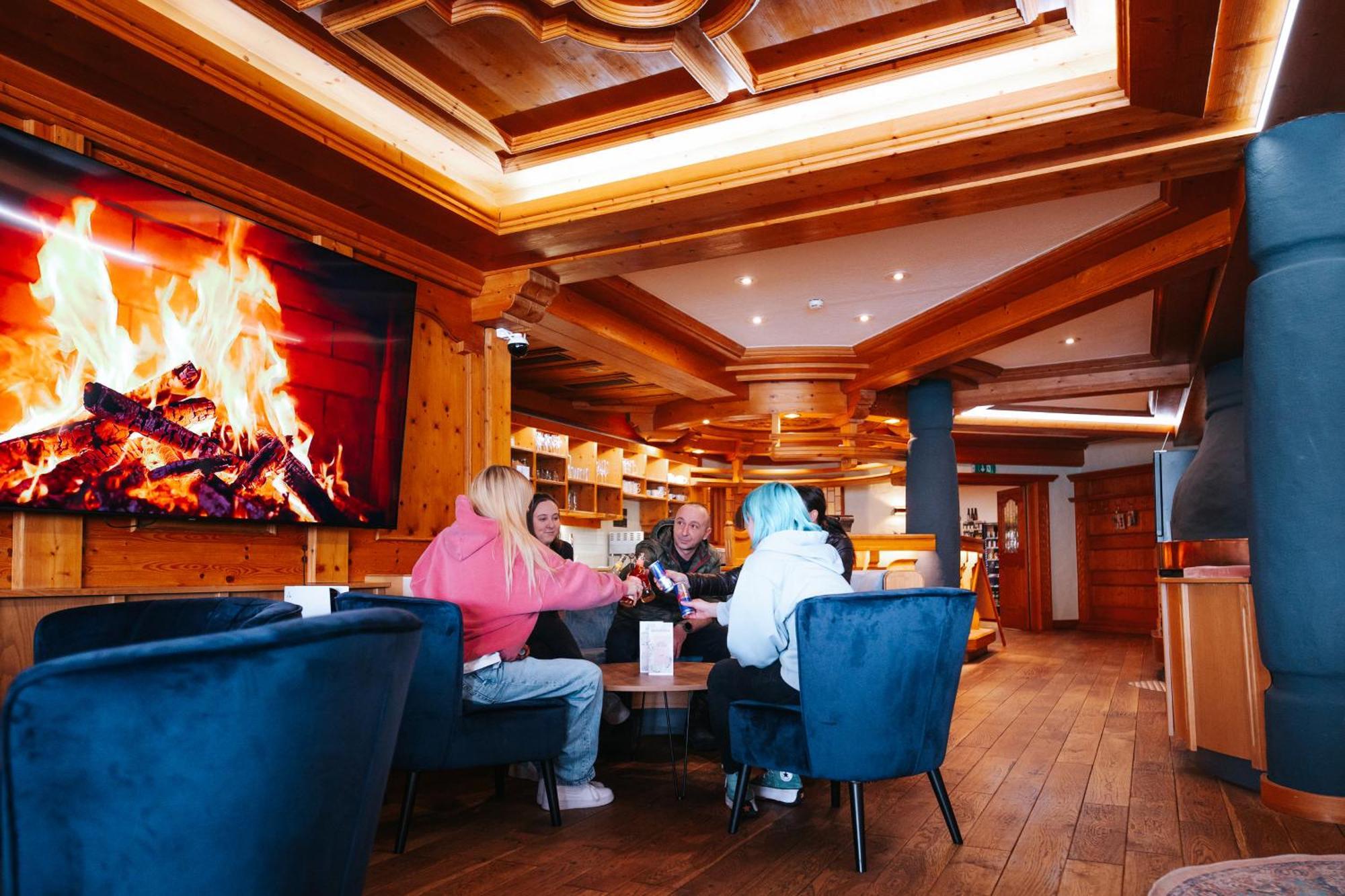 Lechlife Travelhouse Aparthotel Reutte Ngoại thất bức ảnh